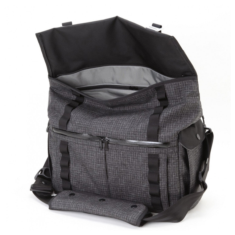Red Label by Artisan & Artist RDB-SD100 Red Label Shoulder Bag ...